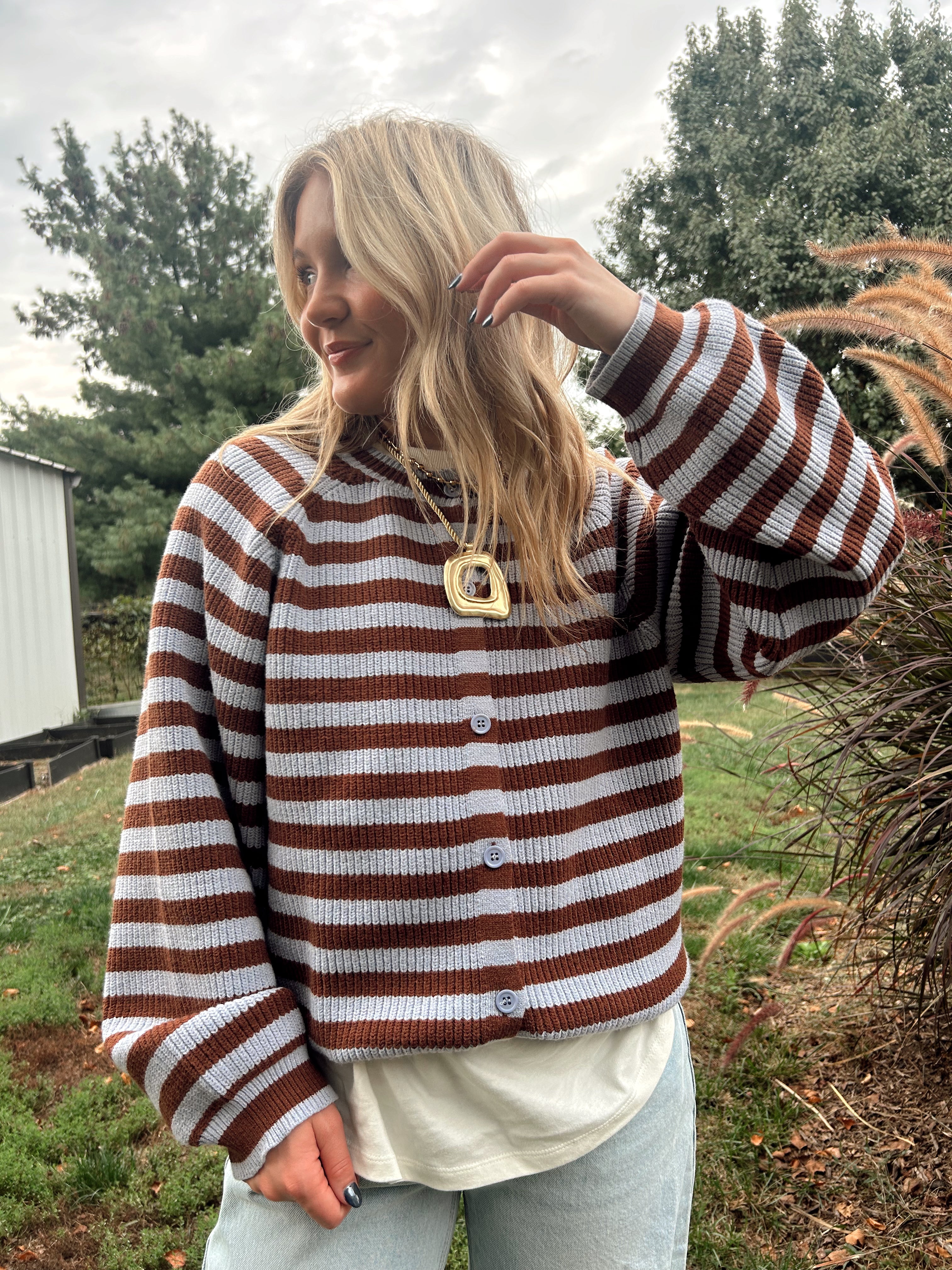 The Ava Cardi