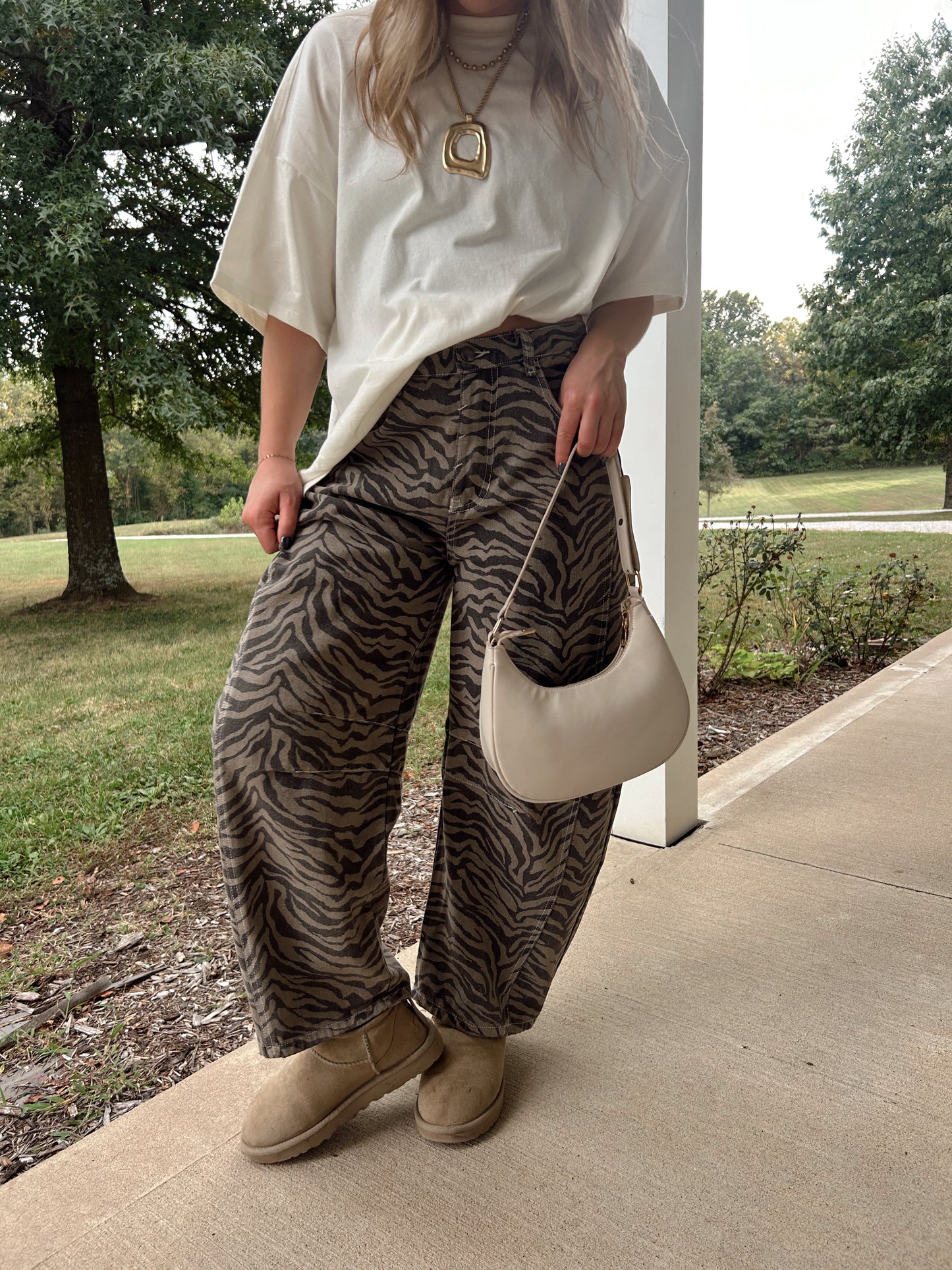 Two Tone Barrel Jeans