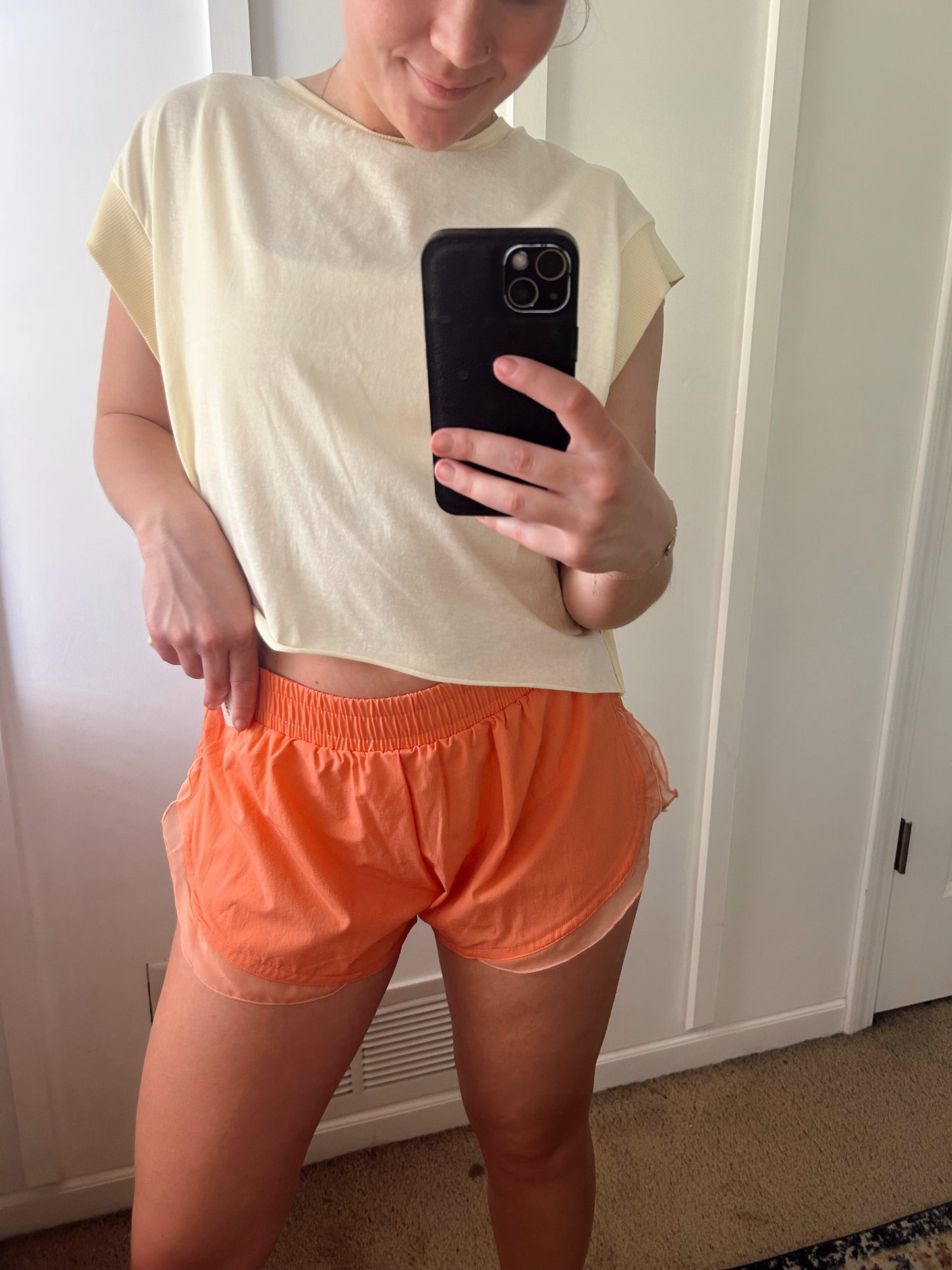 On the Edge Shorts - Coral