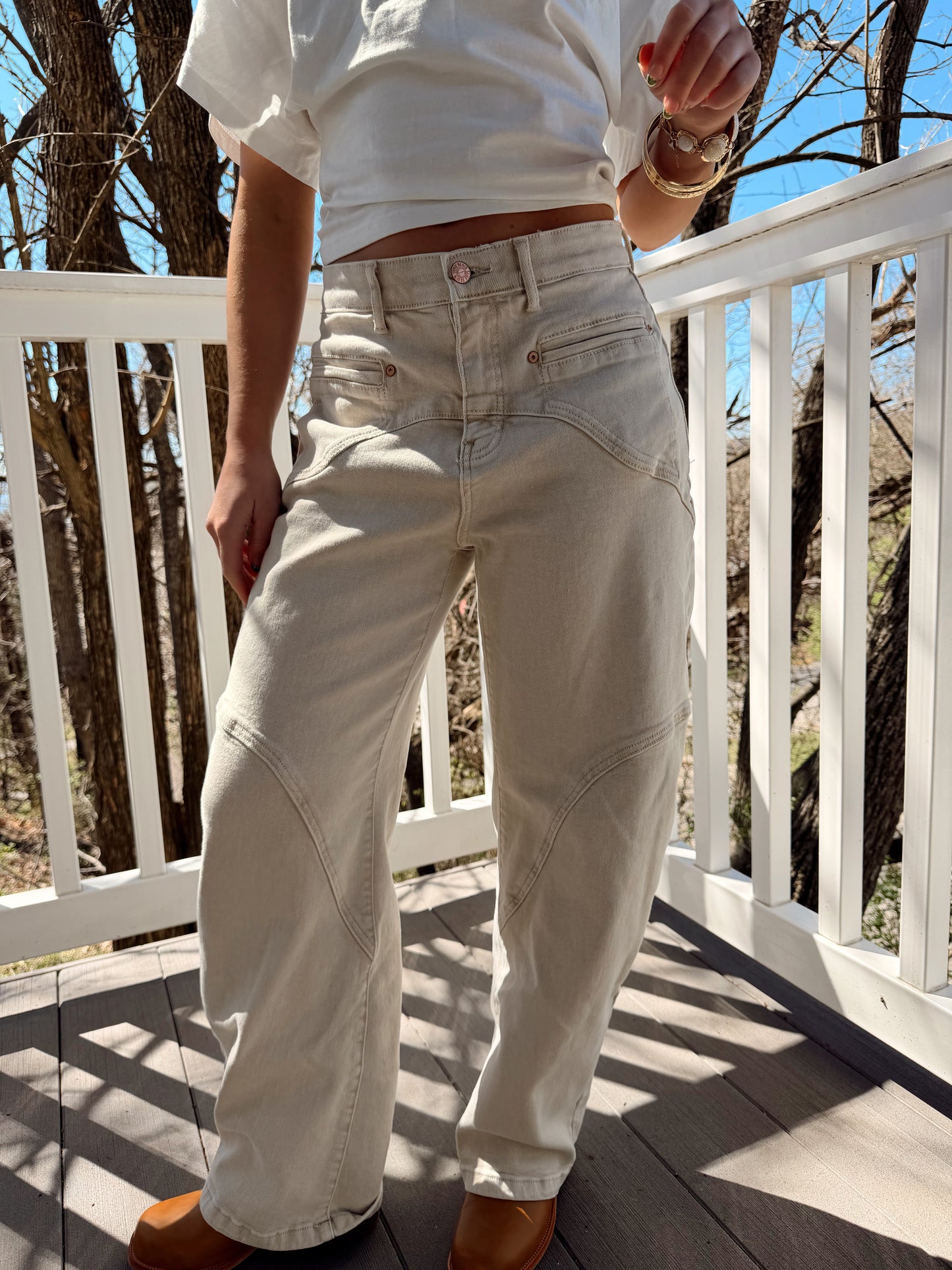 Western Barrel Jeans